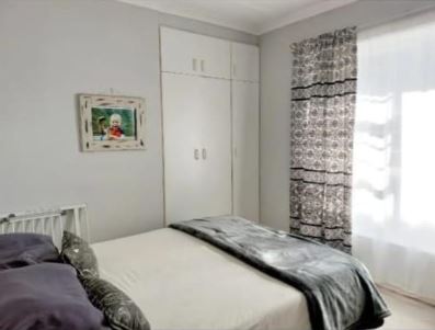 3 Bedroom Property for Sale in De Kelders Western Cape